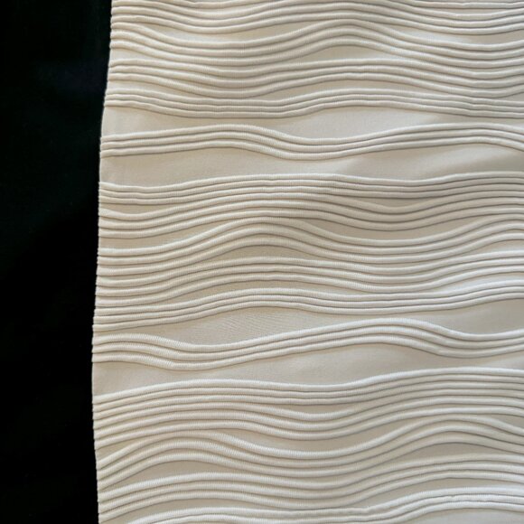 Calvin Klein Black and White Dress - Plus Size 22W - Picture 3 of 5